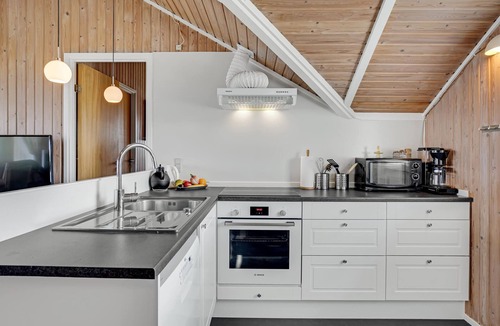 Strøby Egede House | Pet friendly home in Køge with WiFi