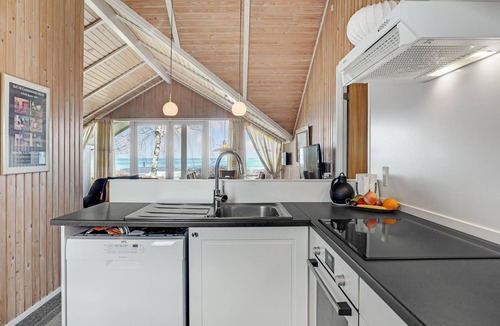 Strøby Egede House | Pet friendly home in Køge with WiFi