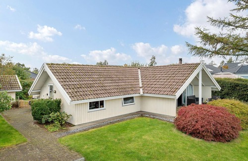 Strøby Egede House | Pet friendly home in Køge with WiFi