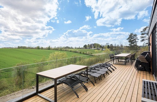 Hjarbæk House | Pet friendly home in Løgstrup with sauna