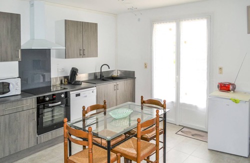 Langon House | Pet friendly home in Langon with WiFi