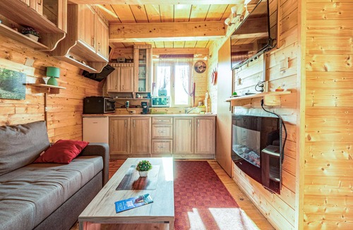 Lovinac House | Pet friendly home in Lovinac