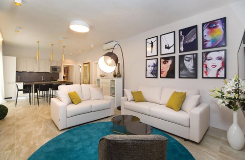 Loviste House | Pet friendly home in Loviste