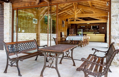 Lonnes House | Pet friendly home in Lonnes