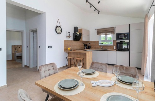 Lopar House | Pet friendly home in Lopar