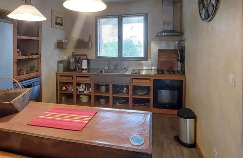 Mombrier House | Pet friendly home in Mombrier