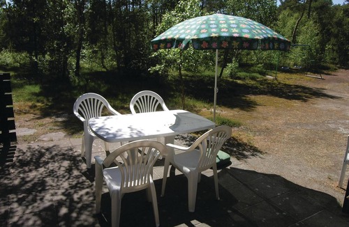 Spidsegard House | Pet friendly home in Nexø with kitchen