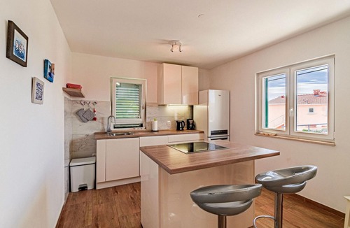 Potirna House | Pet friendly home in Nova