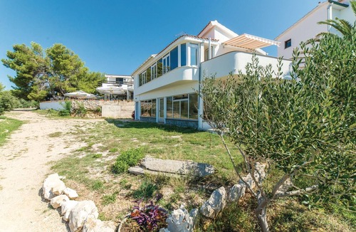 Povljana House | Pet friendly home in Povljana with WiFi