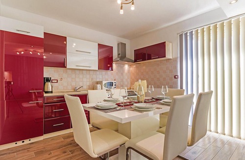 Pula House | Pet friendly home in Pula with sauna