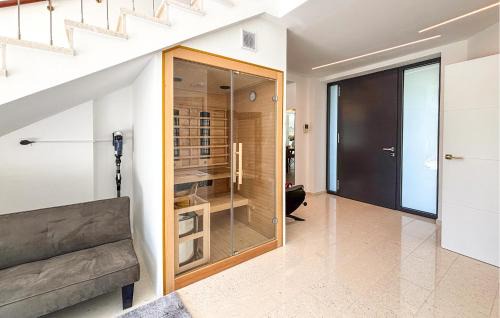 Rasopasno House | Pet Friendly Home In Rasopasno With Sauna