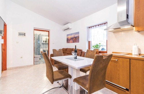 Rebici House | Pet friendly home in Rebici