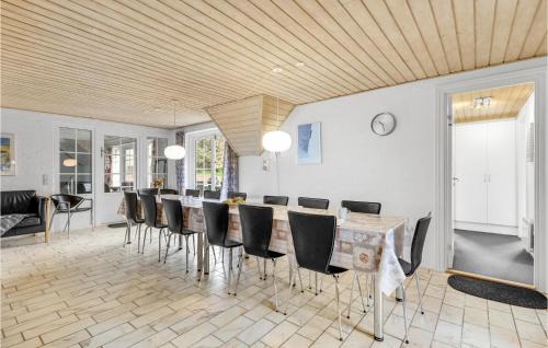 Klegod Strand House | Pet Friendly Home In Ringkøbing