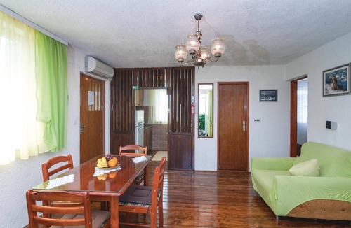 Rogac House | Pet friendly home in Rogac