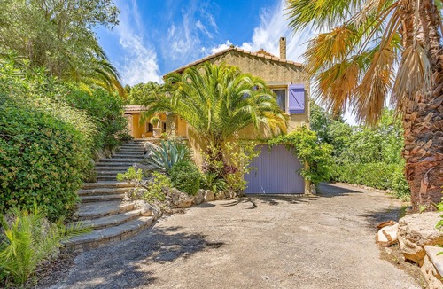 Roujan House | Pet friendly home in Roujan