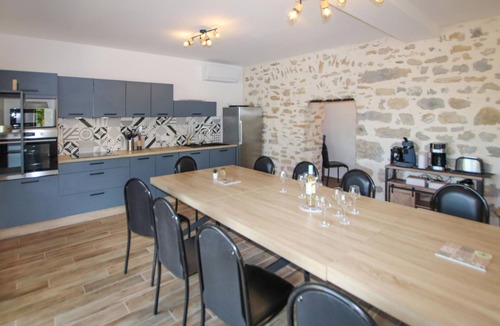 Ruoms House | Pet friendly home in Ruoms with private swimming pool, can be inside or outside