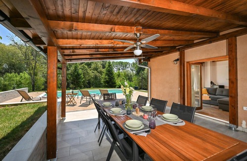 Petrinja House | Pet friendly home in Sisak with sauna