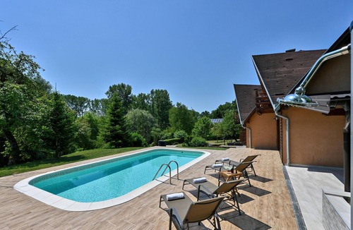 Petrinja House | Pet friendly home in Sisak with sauna