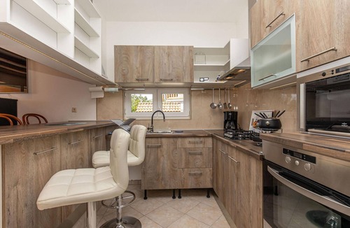 Smrika House | Pet friendly home in Smrika
