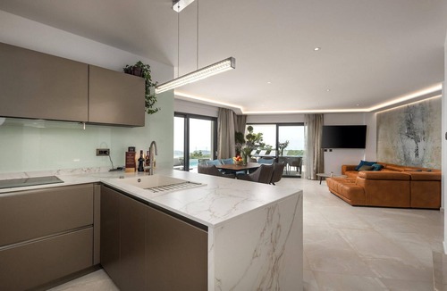Smrika House | Pet friendly home in Smrika with WiFi