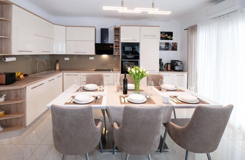 Smrika House | Pet friendly home in Smrika with sauna