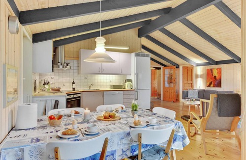 Skaven Strand House | Pet friendly home in Tarm with sauna