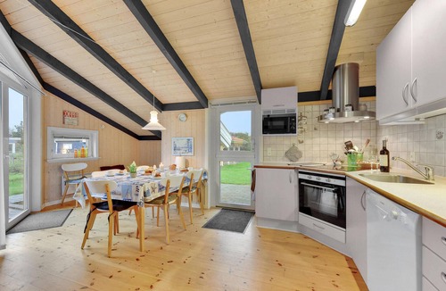 Skaven Strand House | Pet friendly home in Tarm with sauna