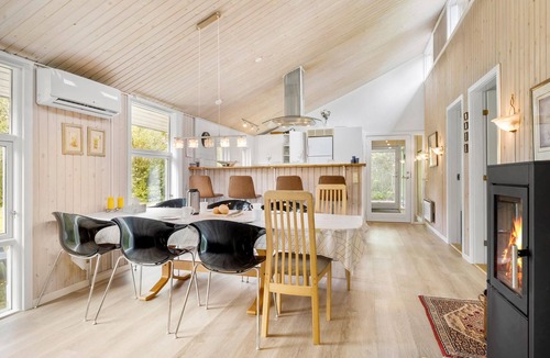 Skaven Strand House | Pet friendly home in Tarm with sauna