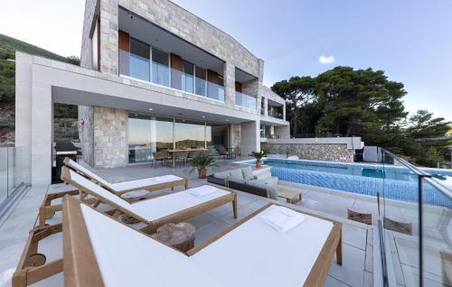 Vis House | Pet Friendly Home In Vis With Sauna