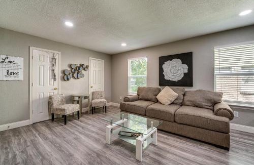 Mesquite House | Pet-Friendly Home Near Dallas w/Private Backyard