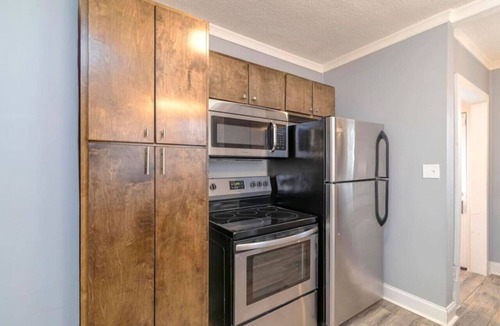 Bristol House | Pet Friendly Home Near State St.