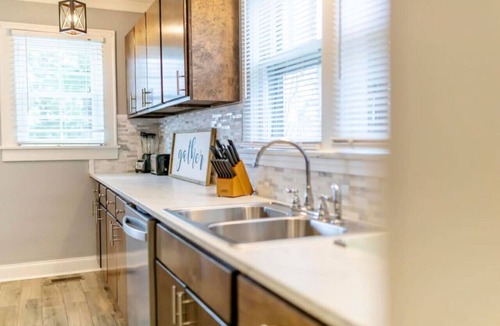 Bristol House | Pet Friendly Home Near State St.