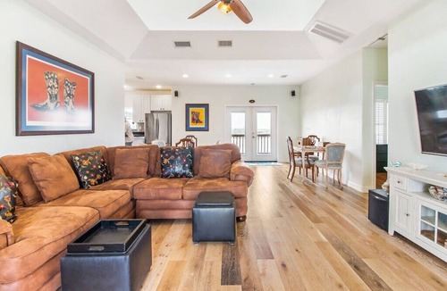 Cedar Lane House | Pet Friendly Home on ICW w/Beach View & Pool!