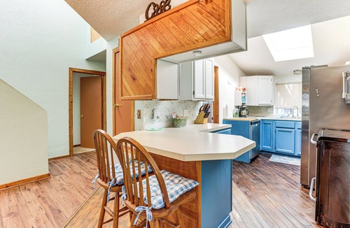 Farwell House | Pet Friendly Home on Lake w/Dock, Firepit & More!