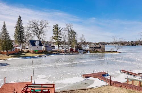 Farwell House | Pet Friendly Home on Lake with Dock, Firepit and More!