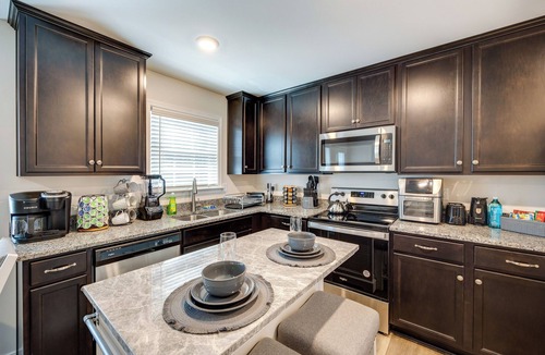 Mount Holly House | Pet-Friendly Home: Spacious Yard + Community Perks