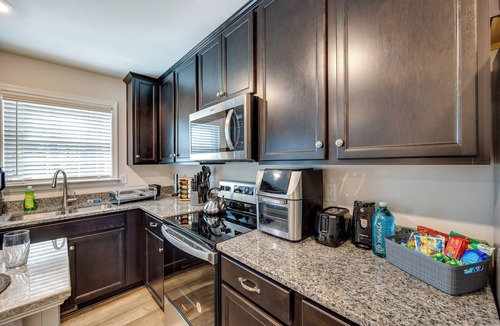 Mount Holly House | Pet-Friendly Home: Spacious Yard + Community Perks