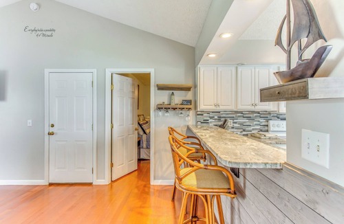Myrtle Beach House | Pet-Friendly Home w/Fire Pit in Myrtle Beach