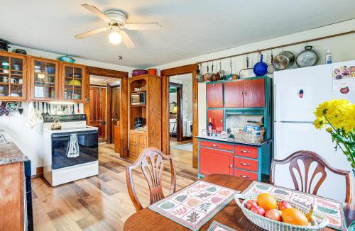 Paris Crossing House | Pet-Friendly Home w/River Access in Crothersville