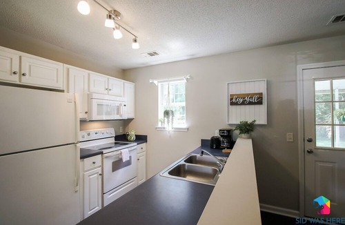Richmond Hill House | Pet Friendly Home, Few Mins to Gulfstream & Ports