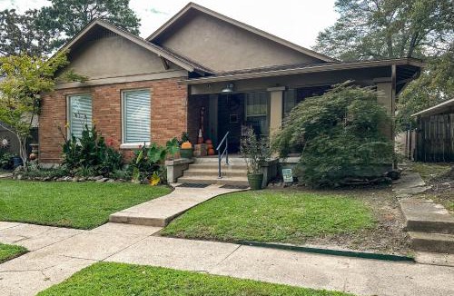 Texarkana House | Pet-Friendly Home w/Fenced Yard in Texarkana