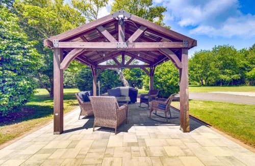 Cape Charles House | Pet-Friendly Home w/Gazebo: Minutes to Beach!