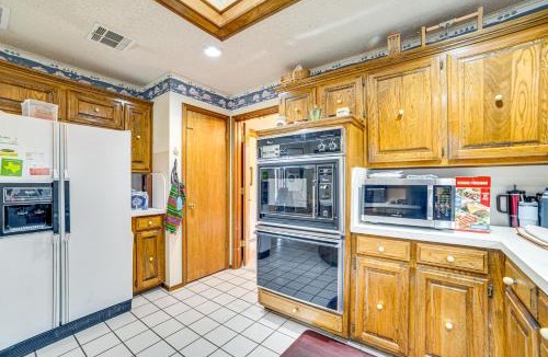 Allen House | Pet-Friendly Home w/Pool - 8 Mi to Central Plano!