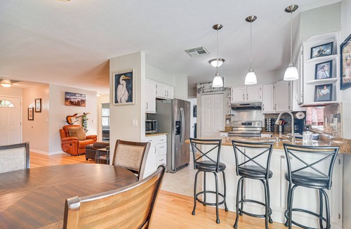 Largo House | Pet-Friendly Home w/Pool & BBQ in Largo