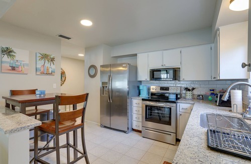 Palm Harbor House | Pet-Friendly Home w/Pool in Palm Harbor!