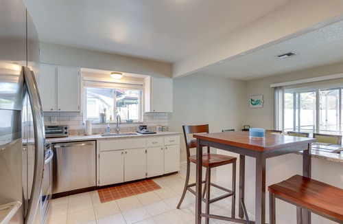 Palm Harbor House | Pet-Friendly Home w/Pool in Palm Harbor!