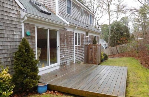 Chatham House | Pet friendly home with central air (1998)
