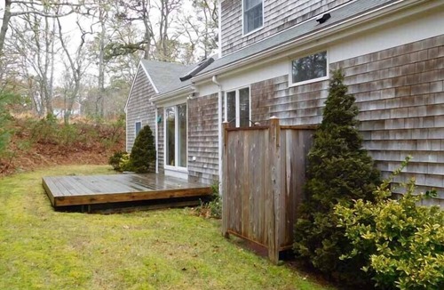 Chatham House | Pet friendly home with central air (1998)