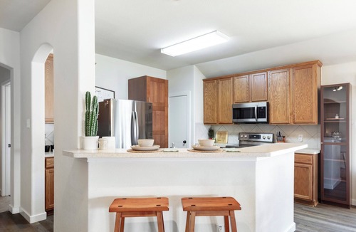 Roanoke House | Pet-friendly home with 6 beds, private office, backyard oasis in Roanoke, TX