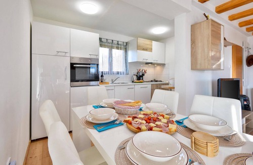 Tuhelj House | Pet friendly home in Glogovec Zagorski